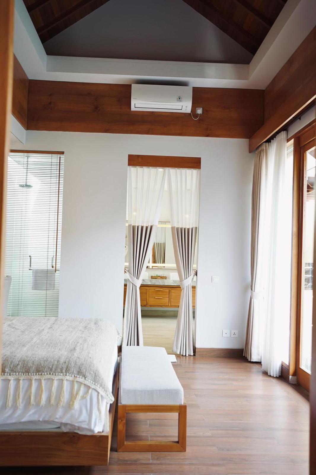 Sithala Villa Seminyak Luaran gambar